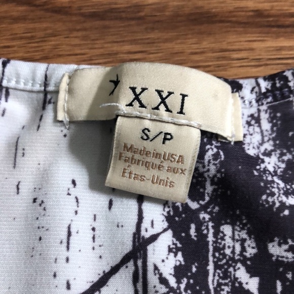 Ruffled Women’s Tank Top from Forever 21 - Picture 12 of 13